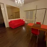 Bilocale In Centro Citta 15 Min Dal Duomo - Fontana