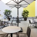 Savona 18 Suites