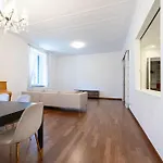Luxury Apartment In Central Station - Pergolesi 24