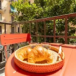 Luxury Apartment In Central Station - Pergolesi 24