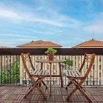 Xenia Apartments - Colorful Suite In Citta Studi Area
