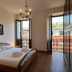 Centro Storico Alloggio Vista Colonne San Lorenzo