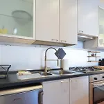 Cozy One Bedroom Close To Porta Venezia