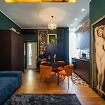 Luxury Apartment For 3 - 10 Min To Duomo