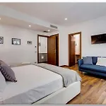 Apartment In Milano-Checkprofile
