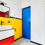 Casa Mondrian