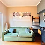 Homeby, Casa Canonica Charming Apartment In Arco Della Pace