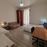 Room In The City Center - Stanza In Centro Citta