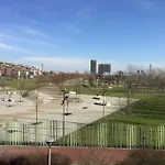 Nice Flat Overlooking The Park