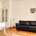 Joivy Cosy 1Br Flat Near Montanelli Gardens