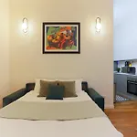 The Best Rent - Comfortable One-Bedroom Apartment In The Crocetta Area