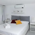White And Brown Exclusive Loft With Terrace - Free Parking - M2 Station