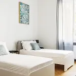 Luxury 4 Bedrooms Apartments Close To Duomo