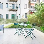 Easylife - Modern Apartment With Garden