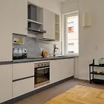 Just Urban Stays - Bright And Beautiful Apartment - Corso Genova