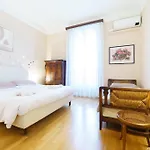 Intrho Vintage Central Flat