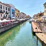 Holiday Homes Aparthotel Milano