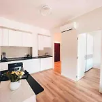 Design Apartment Recently Renovated