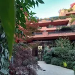 Greengardensuite, Central Station