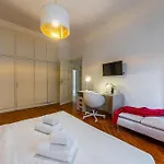4 Bedrooms, 10 Guests, 250Sqm, Terrace, 5Mn Duomo