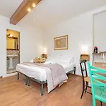 Luxury Naviglio House - 10 Min Cathedral