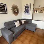 Sunny Comfy Apartment