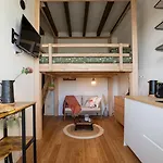 Wabi Sabi Studio Vicino Metro M1