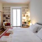 110Mq Santa Sofia Apartment, In The Center Of Milan, 10 Min Walk From Duomo