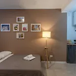 Authentic Private Flat 2 Min From Navigli