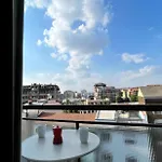 Milan City Beautiful Apartment Close To The Metro With Big Balcony