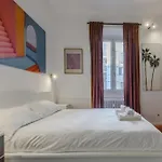 New And Functional Apartments Near The Metro