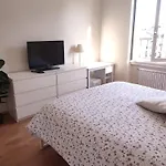 2 Bedroom Gem Near Milano Centrale Fast Wi Fi Kademy House
