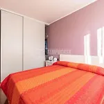 Bright And Lovely Apartment Close To The Centre