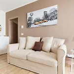 Milano Lambrate Charming Suite Vicino A Aeroporto Linate Metro4 E Ospedale San Raffaele