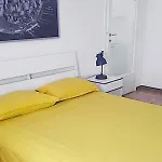 Tortona District Apartment