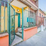 Unconventional Bnb Near Linate - Supreme Meme Loft