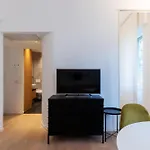 Navigli Porta Genova Suite Eleganza E Comfort Nel Cuore Di Milano