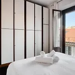 Stylish Top-Floor Apt; Milano Design Disctrict