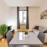 Central Station Suite - B Home