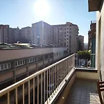 Matthias Home - Milan - Modern And Cozy Flat, Close To The Metro - 10Min From Central Station