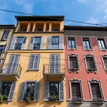 Elegant And Stylish Design Apartments In Brera Near The Metro