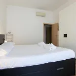 Elegante E Ampio Appartamento In Zona Moscova