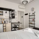 Joivy Elegant Double Studios Near Subway Station
