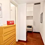 Elegant 2 Bedroom Apt - 10 Min To Duomo, 2 Min To Subway
