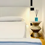 Comecasa 10 Min Walk From Duomo Apartment