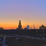1 Min Castle - 7 Min Cathedral On Walk Prestige Apartment