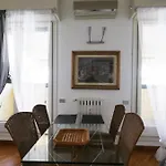 Apartment In The Fashion District - Duomo Di Milano