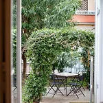 Design & Luxury With Garden In San Senatore