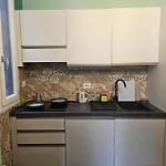 Comfortable Flat Inside Isola And Garibaldi District