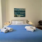 Bright Apartment With Balcony In Corso Xxii Marzo
